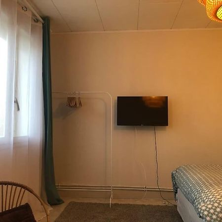 Grand Studio Avec Petite Vue Mer Мер-ле-Бен Екстериор снимка