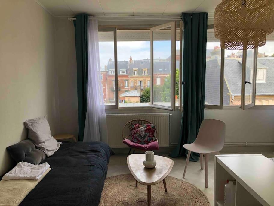 Grand Studio Avec Petite Vue Mer Мер-ле-Бен Екстериор снимка